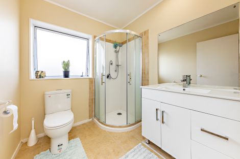 Photo of property in 147 Millhouse Drive, Golflands, Auckland, 2013