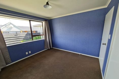 Photo of property in 43 Pencarrow Street, Highbury, Palmerston North, 4412
