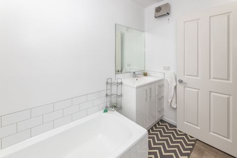 Photo of property in 1/528 Marine Parade, South New Brighton, Christchurch, 8062