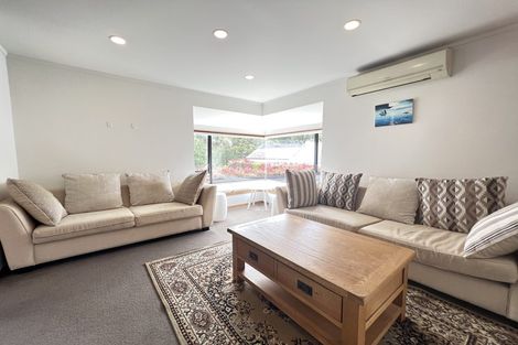 Photo of property in 11 Potter Avenue, Northcote, Auckland, 0627