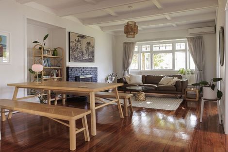 Photo of property in 6 William Street, Mangere East, Auckland, 2024