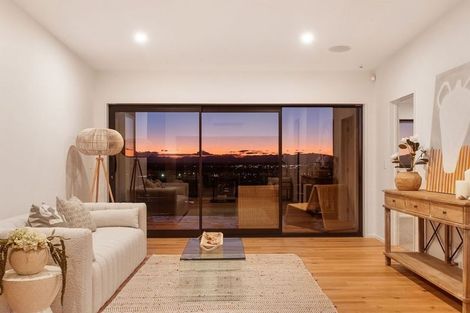 Photo of property in 8 Francis Mill Grove, Westmorland, Christchurch, 8025