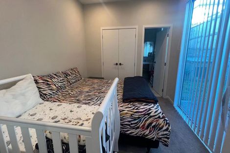 Photo of property in 1 Allegro Way, Oteha, Auckland, 0632