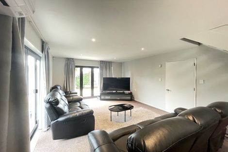 Photo of property in 77 Abberley Crescent, St Albans, Christchurch, 8014