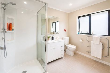 Photo of property in 4 Dryden Court, Kelvin Grove, Palmerston North, 4414