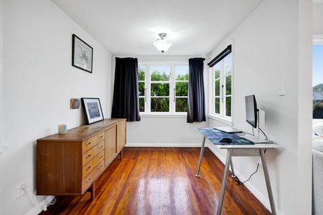 Photo of property in 1/6 Cornwall Street, Brooklands, New Plymouth, 4310