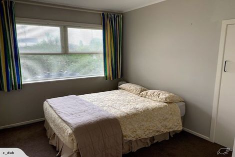 Photo of property in 91 Godley Road, Green Bay, Auckland, 0604