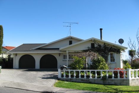 Photo of property in 4 Ritchie Place, Havelock North, 4130
