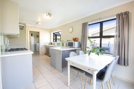 Photo of property in 57 Norwich Crescent, Tamatea, Napier, 4112