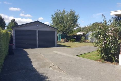 Photo of property in 69 Rhodes Street, Waimate, 7924