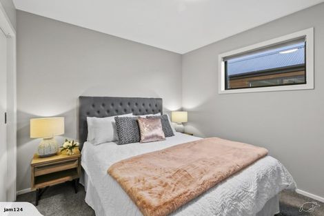 Photo of property in 19 Wheat Street, Jacks Point, Queenstown, 9371