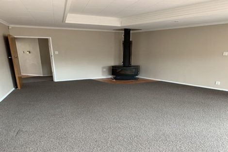 Photo of property in 16 Te Punga Place, Awapuni, Palmerston North, 4412