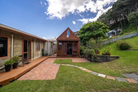 Photo of property in 141 Riria Kereopa Memorial Drive, Raglan, 3297