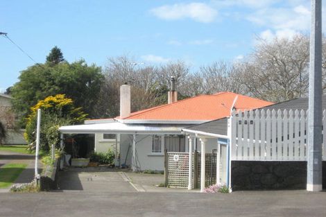 Photo of property in 67a Mangorei Road, Strandon, New Plymouth, 4312