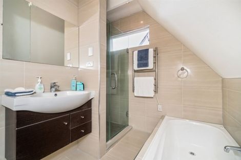 Photo of property in 1/14 Otakau Road, Milford, Auckland, 0620