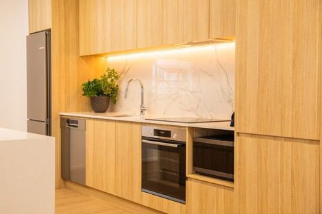 Photo of property in 82 Mokoia Road, Birkenhead, Auckland, 0626