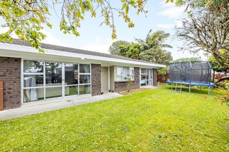 Photo of property in 2/8 Parera Place, Papatoetoe, Auckland, 2025