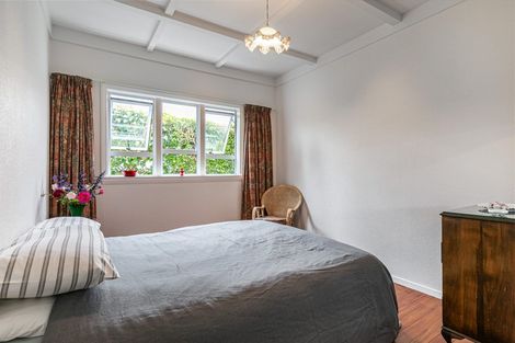 Photo of property in 26 Kiwi Esplanade, Mangere Bridge, Auckland, 2022