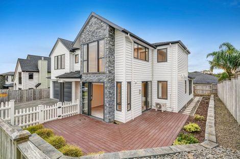 Photo of property in 241 West Hoe Heights, Orewa, 0931