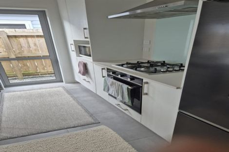 Photo of property in 16 Kutukutu Street, Takanini, 2112