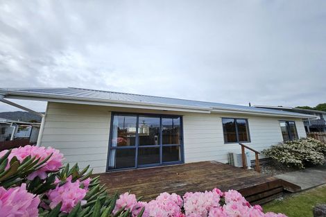 Photo of property in 11 Blake Street, Blaketown, Greymouth, 7805