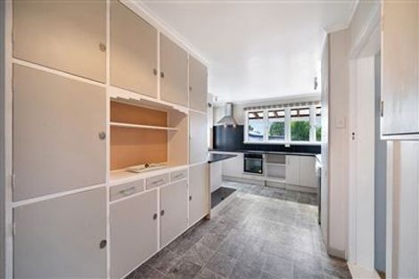 Photo of property in 41 Wairau Avenue, Avondale, Auckland, 1026