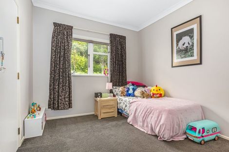 Photo of property in 28 Paremata Crescent, Paremata, Porirua, 5024