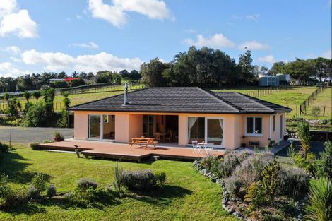 Photo of property in 5b Taipa View Road, Taipa, 0483