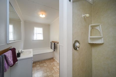 Photo of property in 87 College Street, Awapuni, Palmerston North, 4412