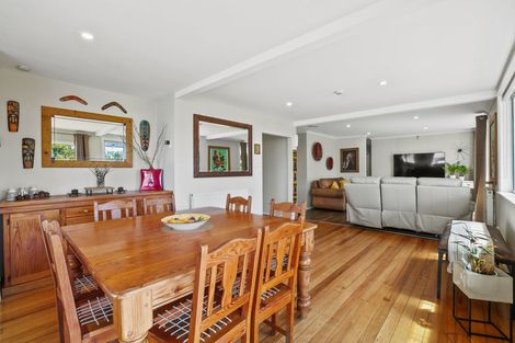 Photo of property in 53 Govett Avenue, Frankleigh Park, New Plymouth, 4310
