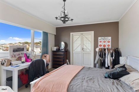 Photo of property in 11 Maarama Crescent, Aro Valley, Wellington, 6021
