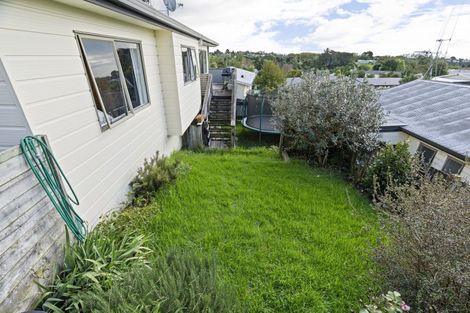 Photo of property in 5a Langstone Street, Welcome Bay, Tauranga, 3112