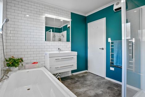 Photo of property in 37 Sheridan Crescent, Leamington, Cambridge, 3432