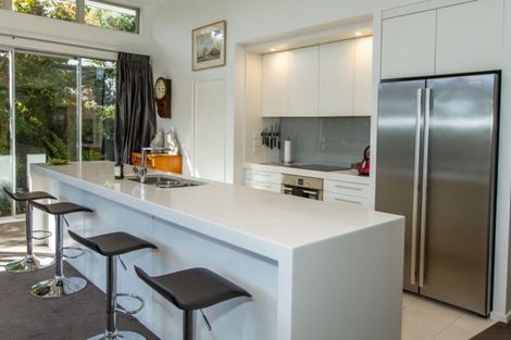 Photo of property in 5 Dovedale Avenue, Ilam, Christchurch, 8041