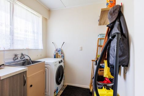 Photo of property in 11 Maire Street, Pahiatua, 4910