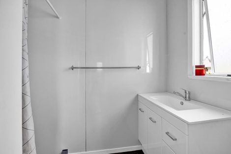 Photo of property in 64 Puriri Street, Hawera, 4610