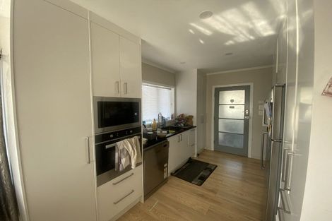 Photo of property in 16 Scott Road, Papakura, 2110