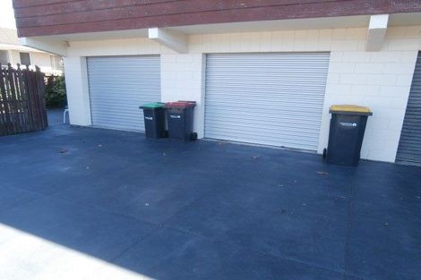 Photo of property in 1/5 Salford Avenue, Redwood, Christchurch, 8051