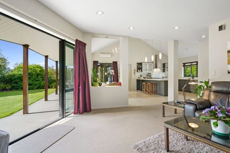 Photo of property in 233 Fencourt Road, Cambridge, 3493