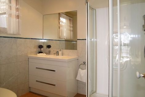 Photo of property in 3 Ocean Parade, Pukerua Bay, 5026