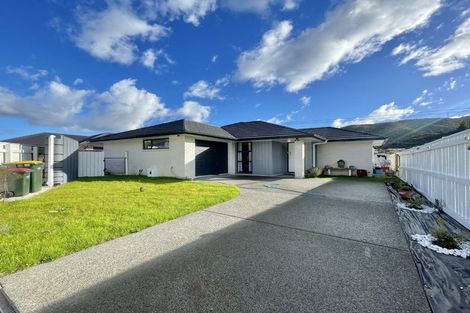 Photo of property in 34 Te Ara O Toroa, Wainuiomata, Lower Hutt, 5014