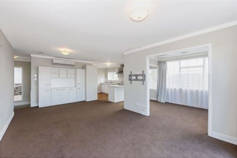 Photo of property in 75 Stanmore Bay Road, Stanmore Bay, Whangaparaoa, 0932