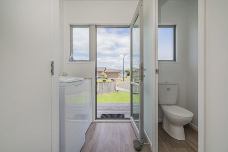 Photo of property in 35 Carina Way, Whitianga, 3510