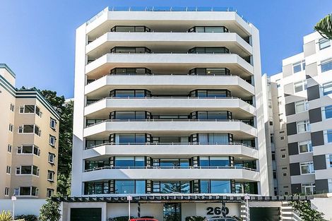 Photo of property in 6/260 Oriental Parade, Oriental Bay, Wellington, 6011