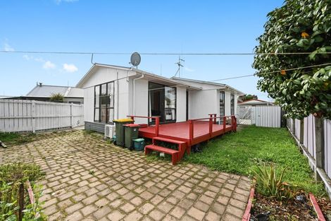 Photo of property in 15 Garland Drive, St Andrews, Hamilton, 3200
