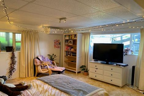 Photo of property in 7 Epsom Way, Karori, Wellington, 6012