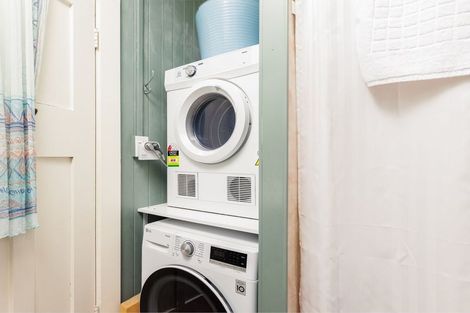 Photo of property in 4 Exeter Street, Waimate, 7924