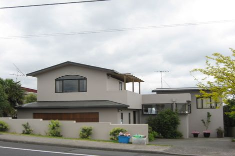 Photo of property in 1052 Whangaparaoa Road, Tindalls Beach, Whangaparaoa, 0930