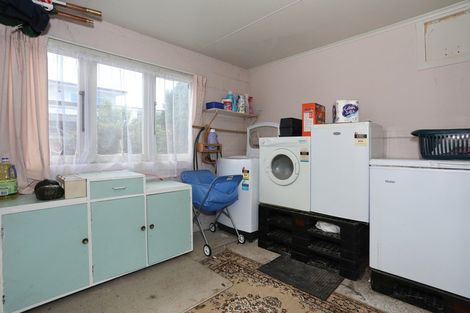 Photo of property in 20 Grey Street, Marton, 4710