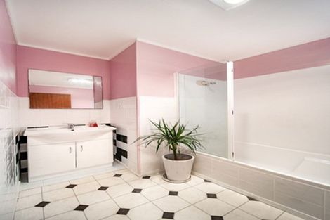 Photo of property in 38a Heathdale Crescent, Papakura, 2110